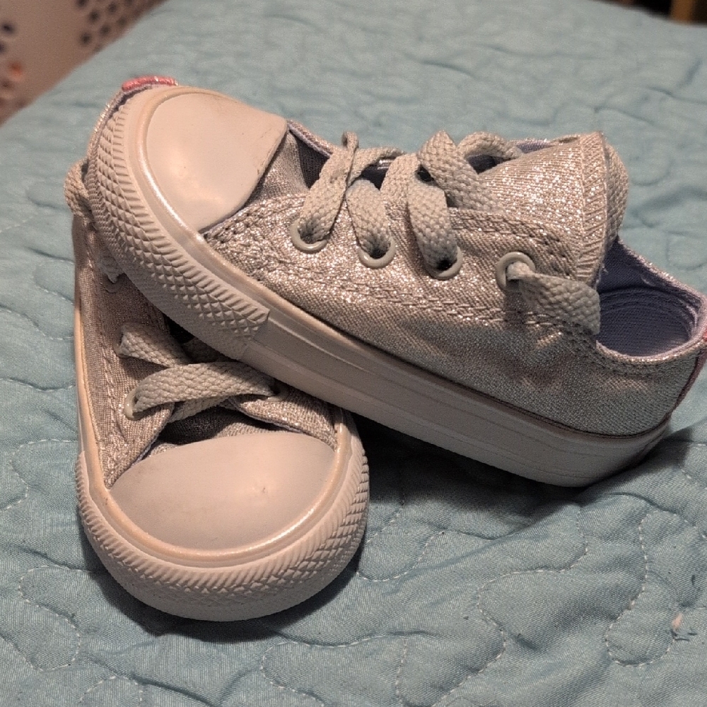 Sparkly little Girls Converse. Like New!! Color Is Light Teal. Size  6